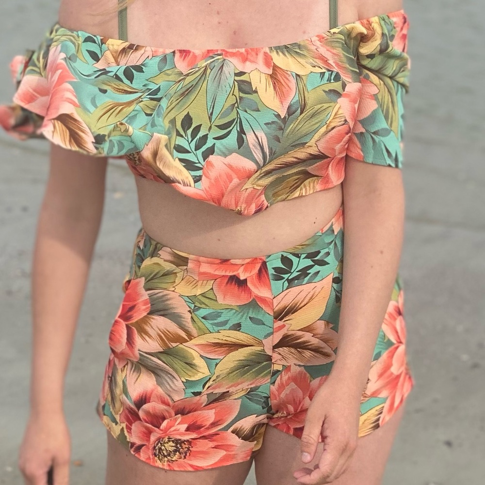 Show Me Your Mumu Heidi Ruffle Crop SET